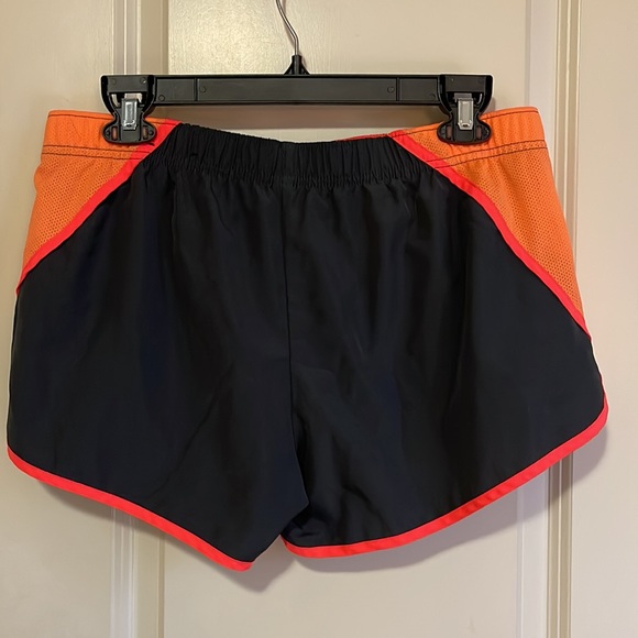 Xersion athletic shorts, size Large. Open to all offers! - Picture 3 of 4